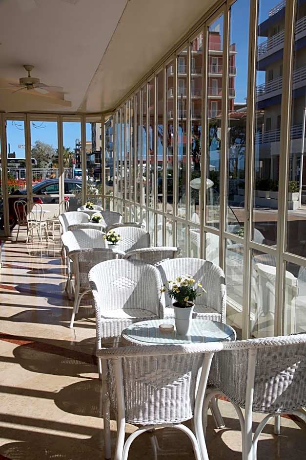 Hotel Adriatica sul Mare