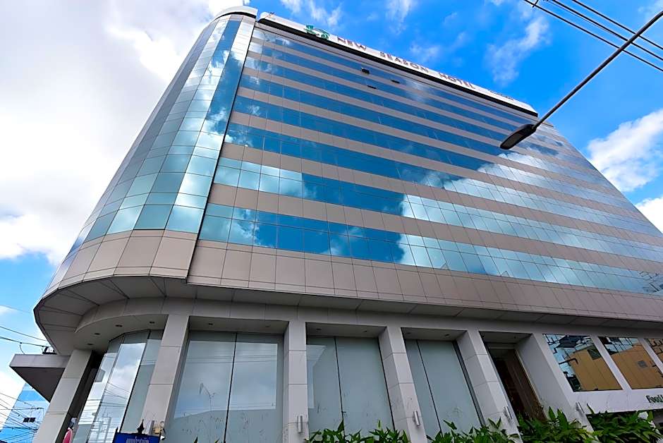 New Season Hotel
