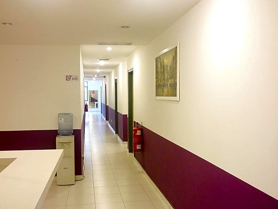 SR Inn Hotel Managed by Sun Inns