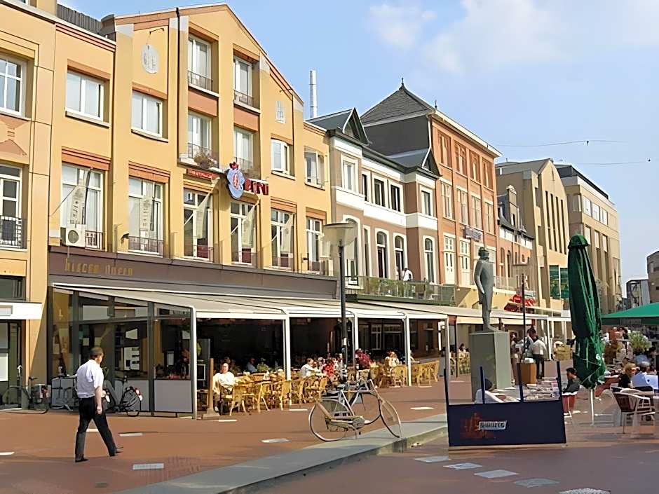 Queen Hotel