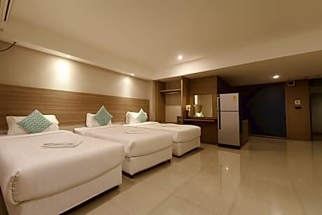 Premier Triple Room