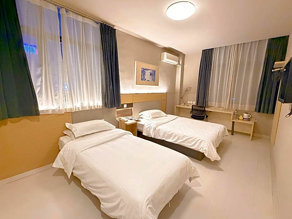 Jinjiang Inn Shanghai Chedun Studio City
