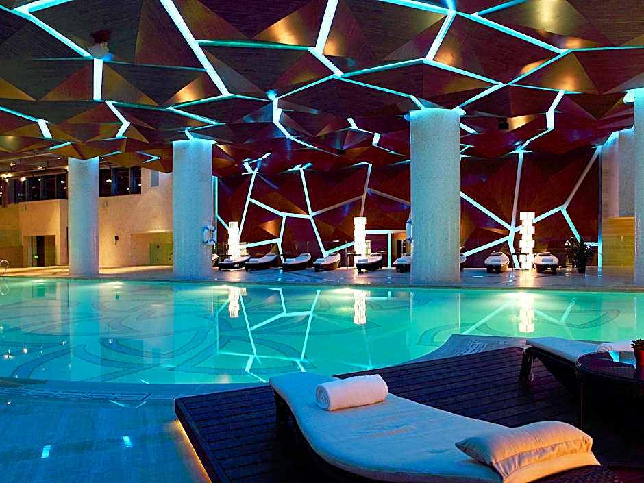 Sofitel Guangzhou Sunrich Hotel