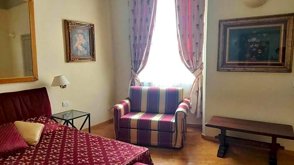 Tornabuoni La Petite Suite