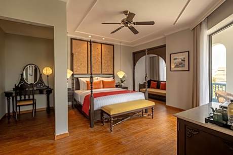 Residence Suite – Free daily 30- min massage per pax