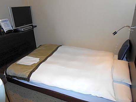 Double Room with Small Double Bed - Smoking