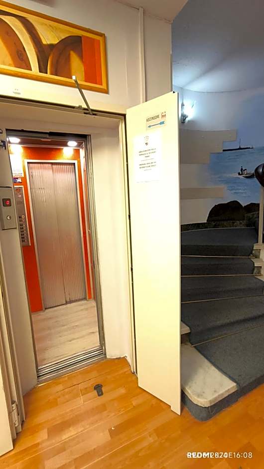 Giappone Inn Parking Hotel