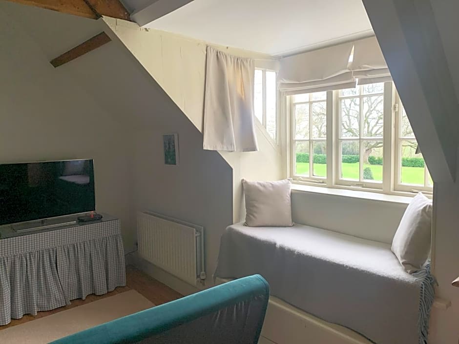 Dalton House Bed and Breakfast