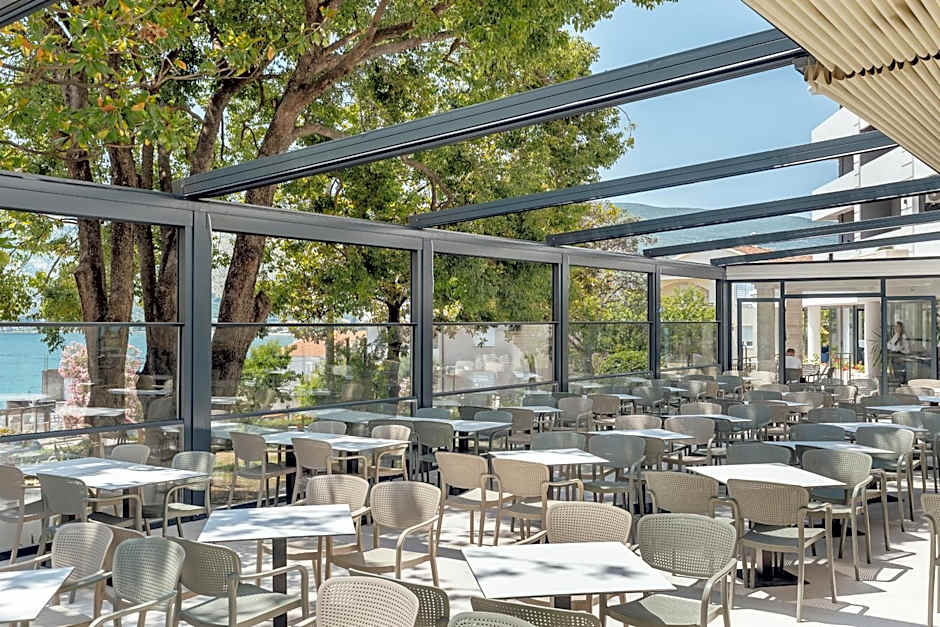 Depadans Hotela TALIA