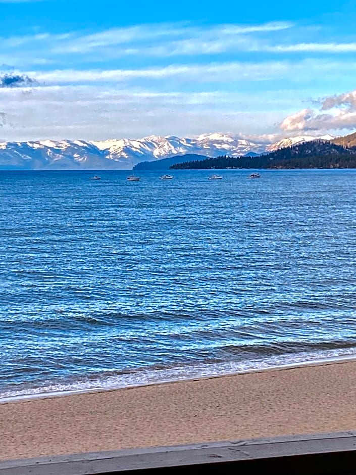 Tahoe Lakeshore Lodge & Spa