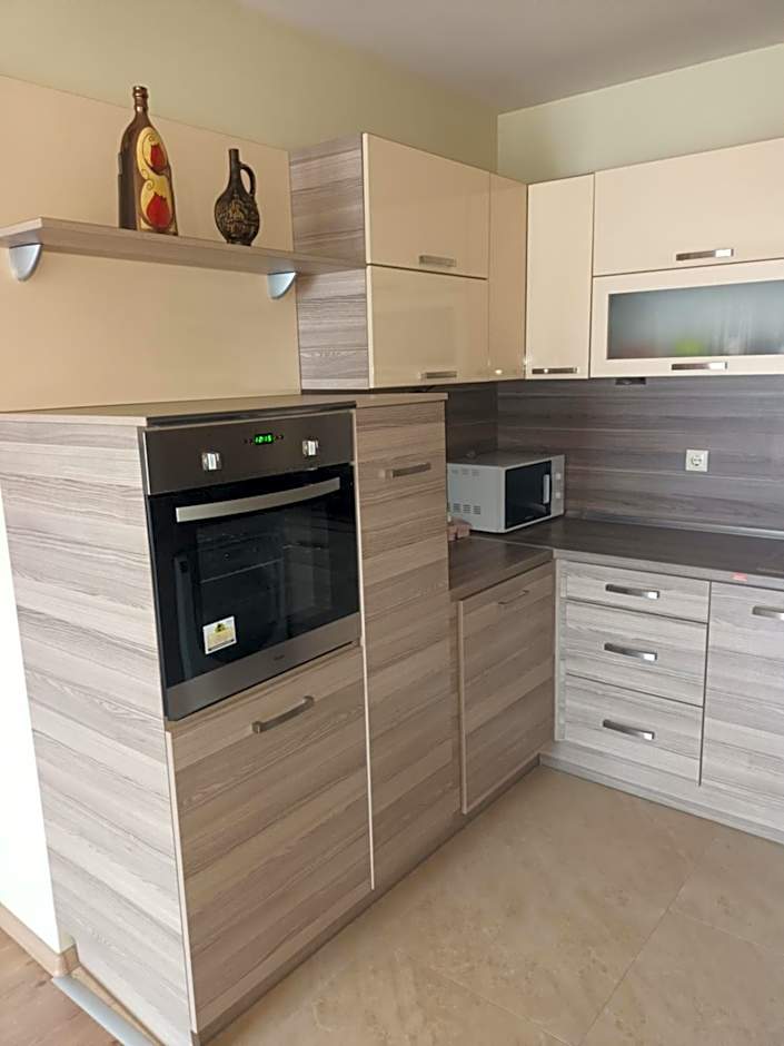 ЛУКСОЗЕН АПАРТАМЕНТ В 4 звезден хотел