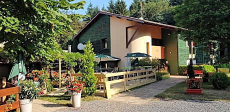 Le Pavillon
