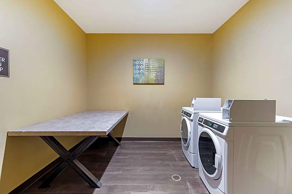 Best Western Plus Dfw Airport Suites