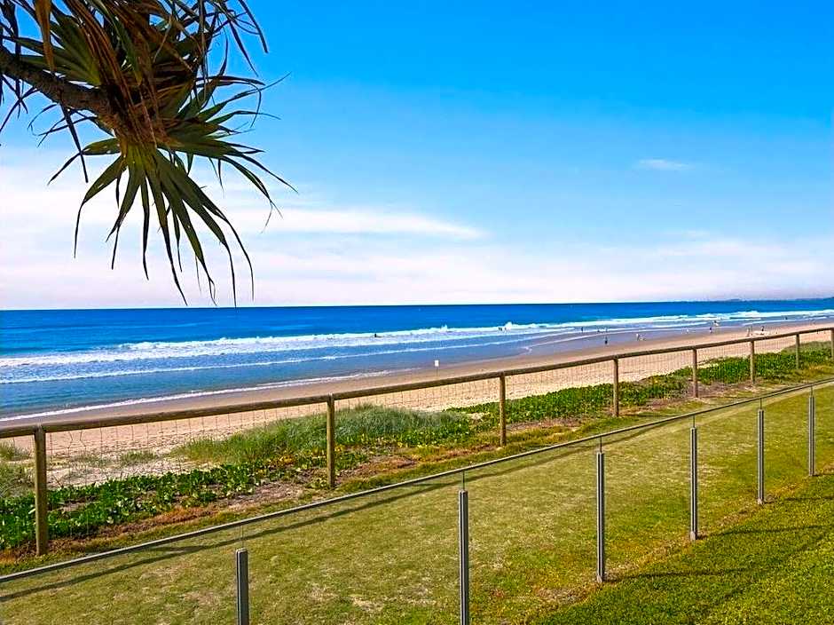 Beachside Tower Apartment
