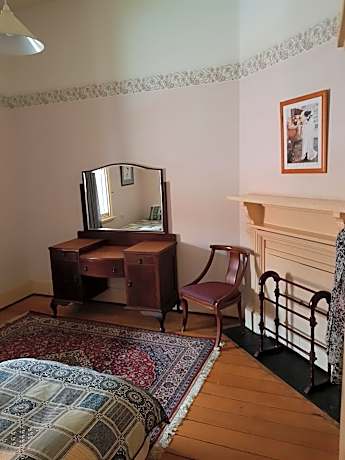 Single Room with Shared Bathroom