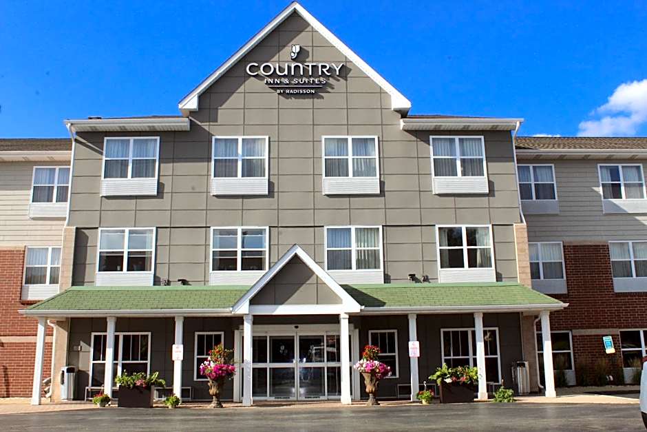 Country Inn & Suites by Radisson, Crystal Lake, IL