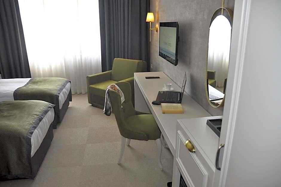 CONNECT THERMAL HOTEL