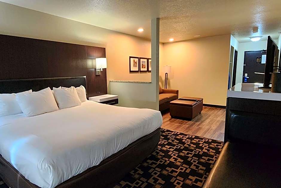 Comfort Inn & Suites Shakopee Downtown Area