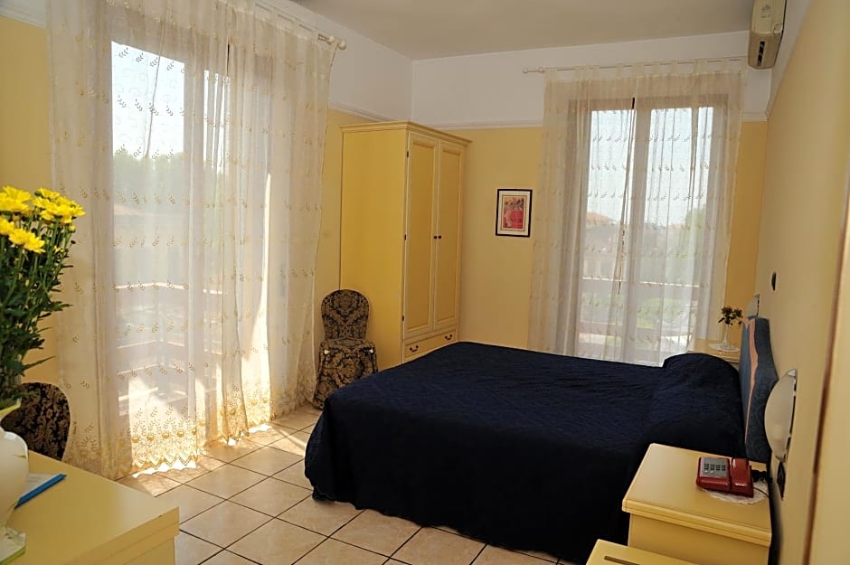 Hotel Salus