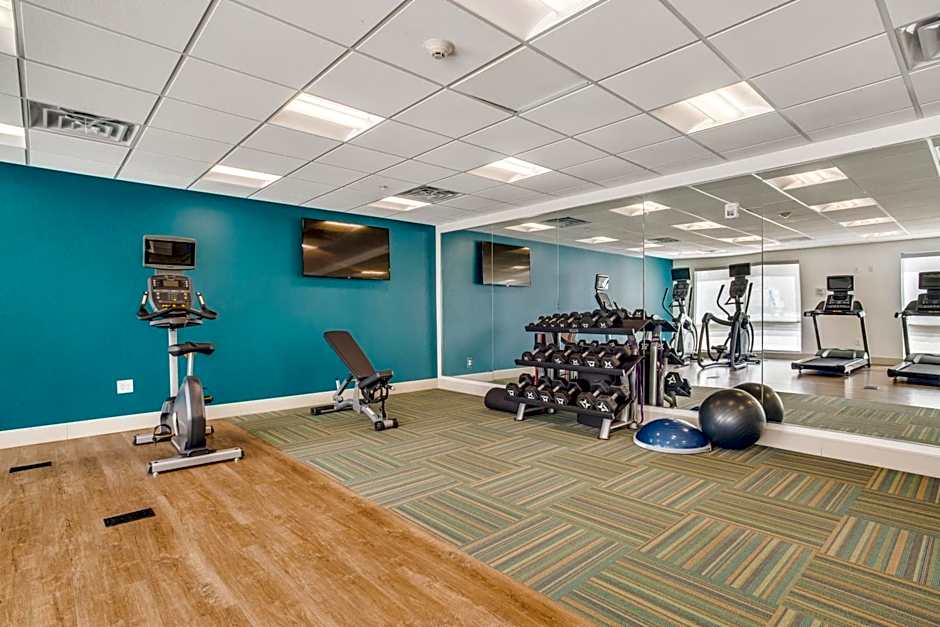 Holiday Inn Express And Suites Denton South By IHG