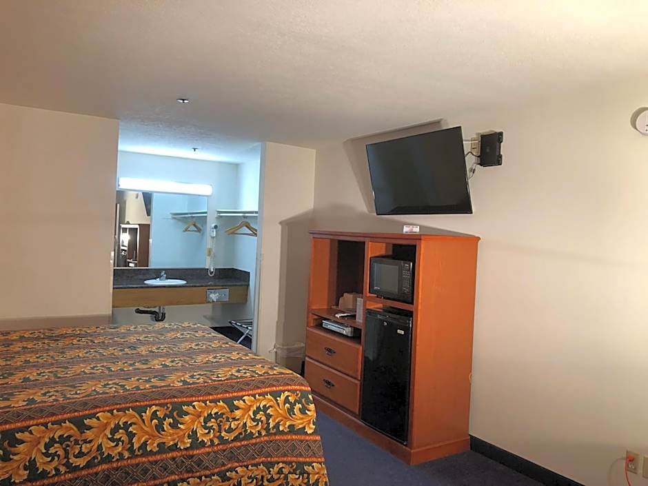 Luxury Inn – Norwalk, CA