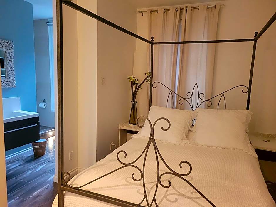 Au Vieux Presbytère De Saint-Léon