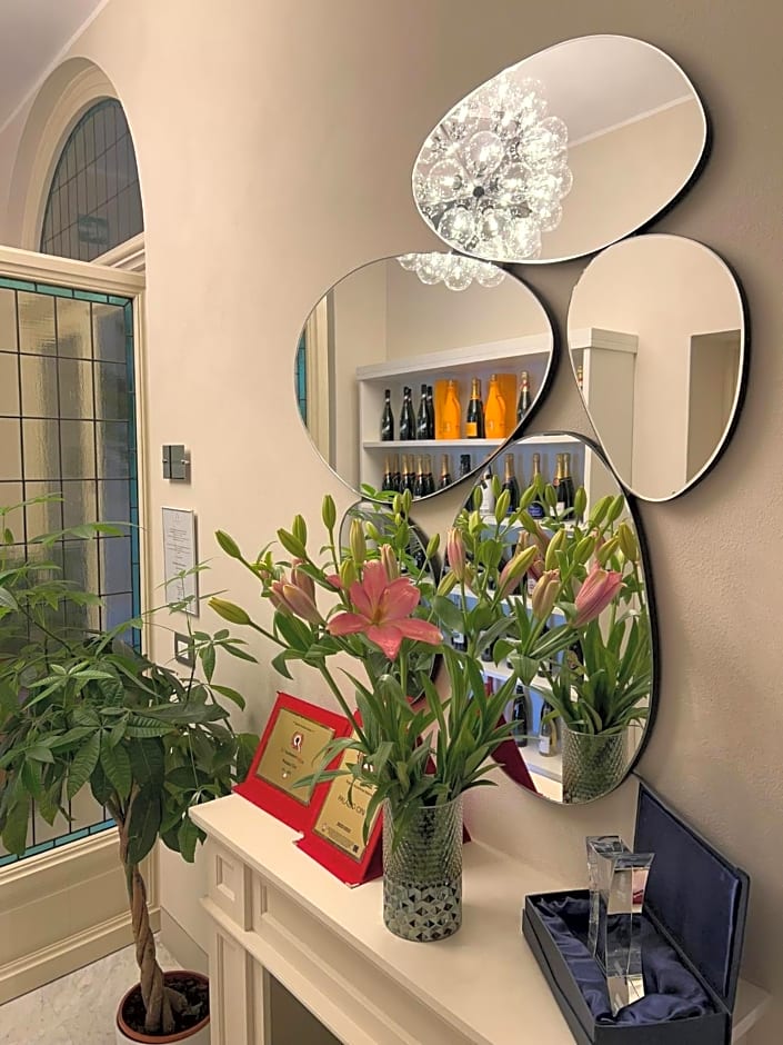 Palazzo Cini Luxury Rooms in Pisa