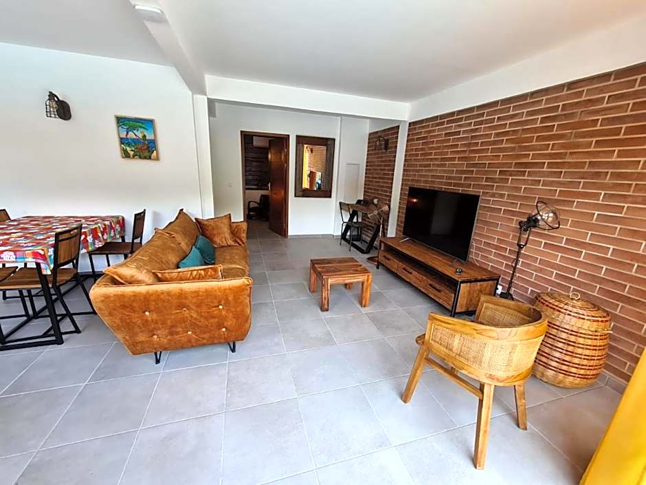 Shikoa Sobole - Le Morpho et l'Ara