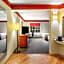 La Quinta Inn & Suites by Wyndham Raleigh/Durham Southpoint