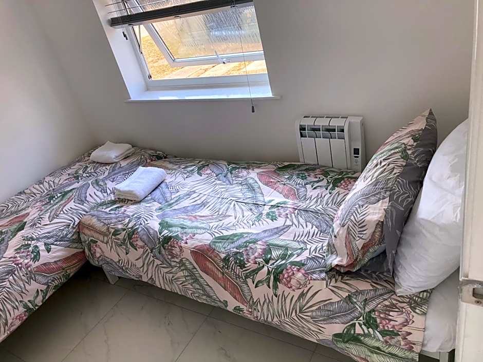 2 bed chalet romney sands