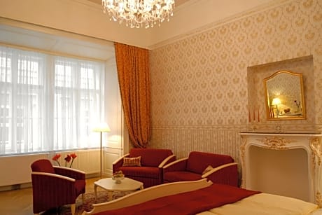 Family Room Standard