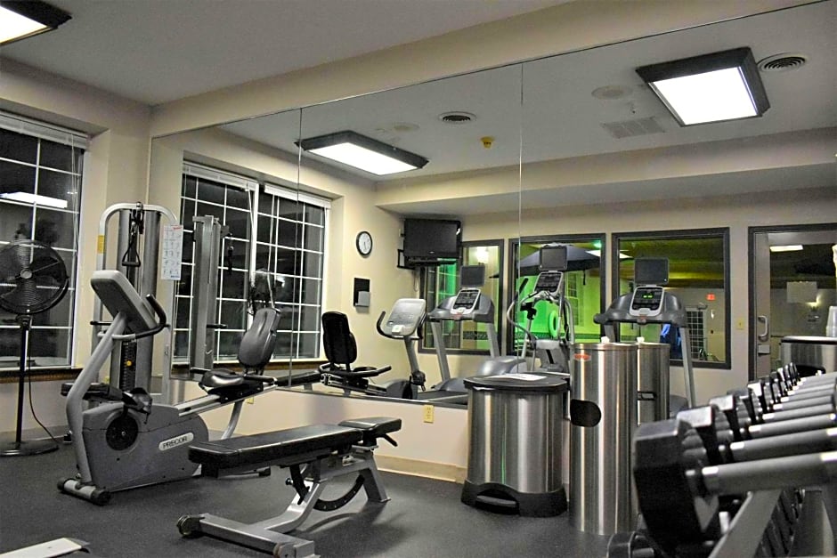 Country Inn & Suites by Radisson Kenosha - Pleasant Prairie