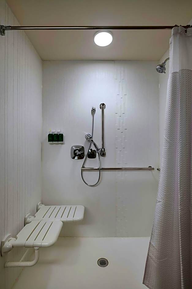 Courtyard by Marriott St. Louis Brentwood