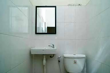 Hartono Inn Seturan Mitra RedDoorz