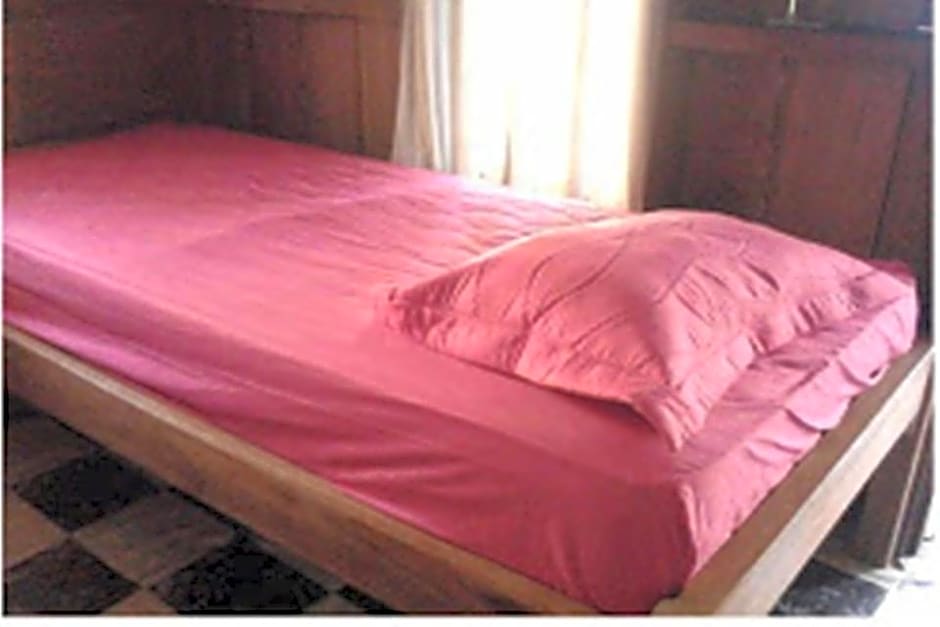 Mentawai Ebay Playground Surfcamp