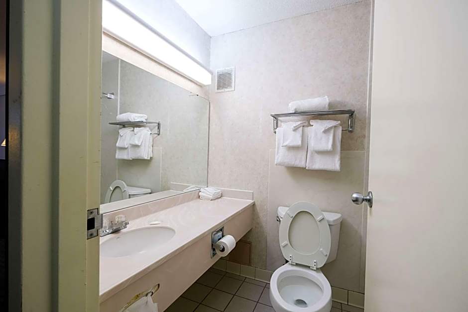 Fireside Inn & Suites Portland