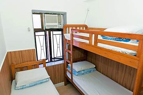 Triple Room with Bathroom