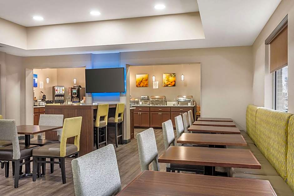 Comfort Inn & Suites Conway