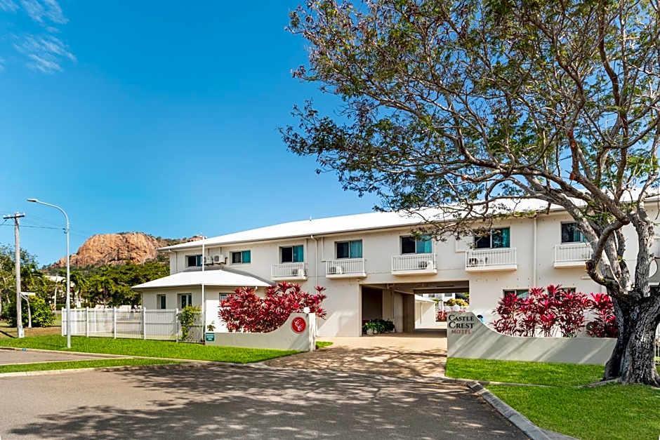 Castle Crest Motel
