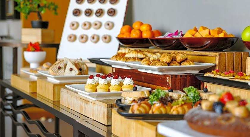 Novotel Muscat Airport