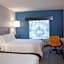 Holiday Inn Express & Suites Overland Park By IHG