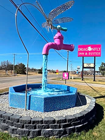 Dragonfly Inn & Suites