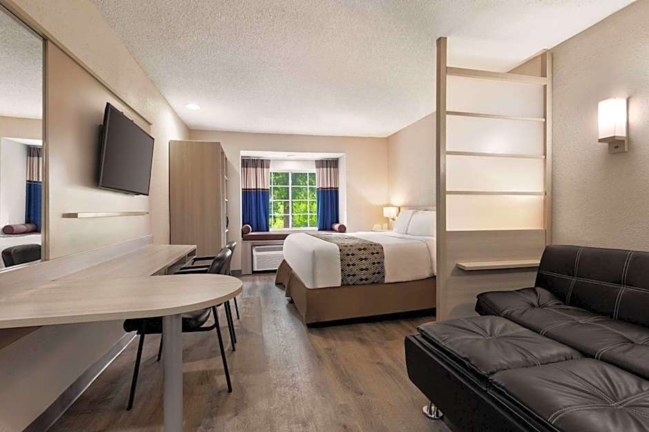 Microtel Inn & Suites By Wyndham Florence/Cincinnati Airport