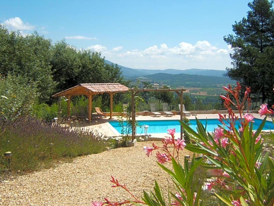 Les Cerises – St. Saturnin d'Apt, UT