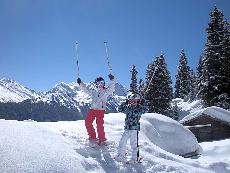 Hotel Garni Central - Zimmer - Studios - Apartments