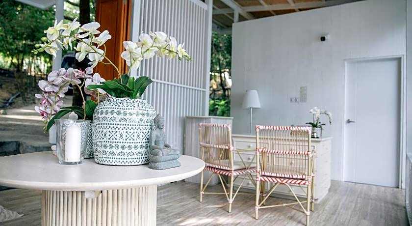 Casa De Lipe Pool Villa