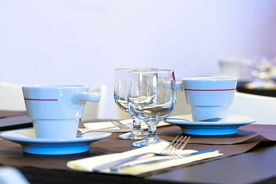 Zenitude Hotel-Residences Les Jardins de Lourdes