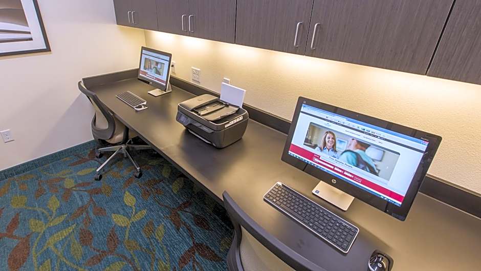 Candlewood Suites Overland Park By IHG