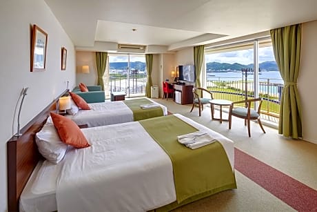 Executive Ocean View Room for 4 People - Non-Smoking