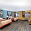 Super 8 by Wyndham Eddyville/Kuttawa